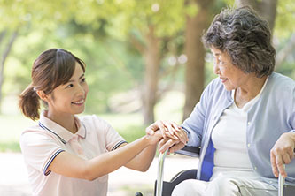 介護老人保健施設 森の都